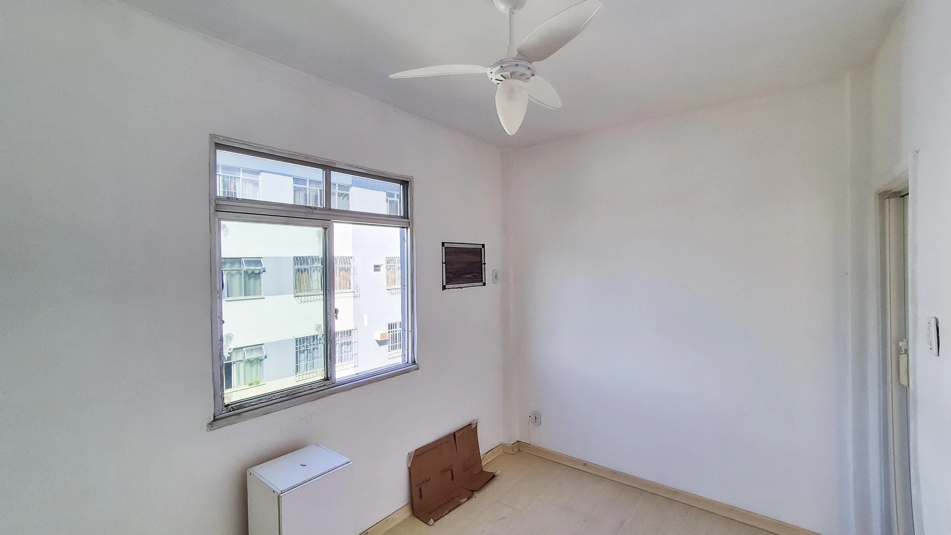 Unfurnished apartment with 2 bedrooms and 1 bathroom — photo 51