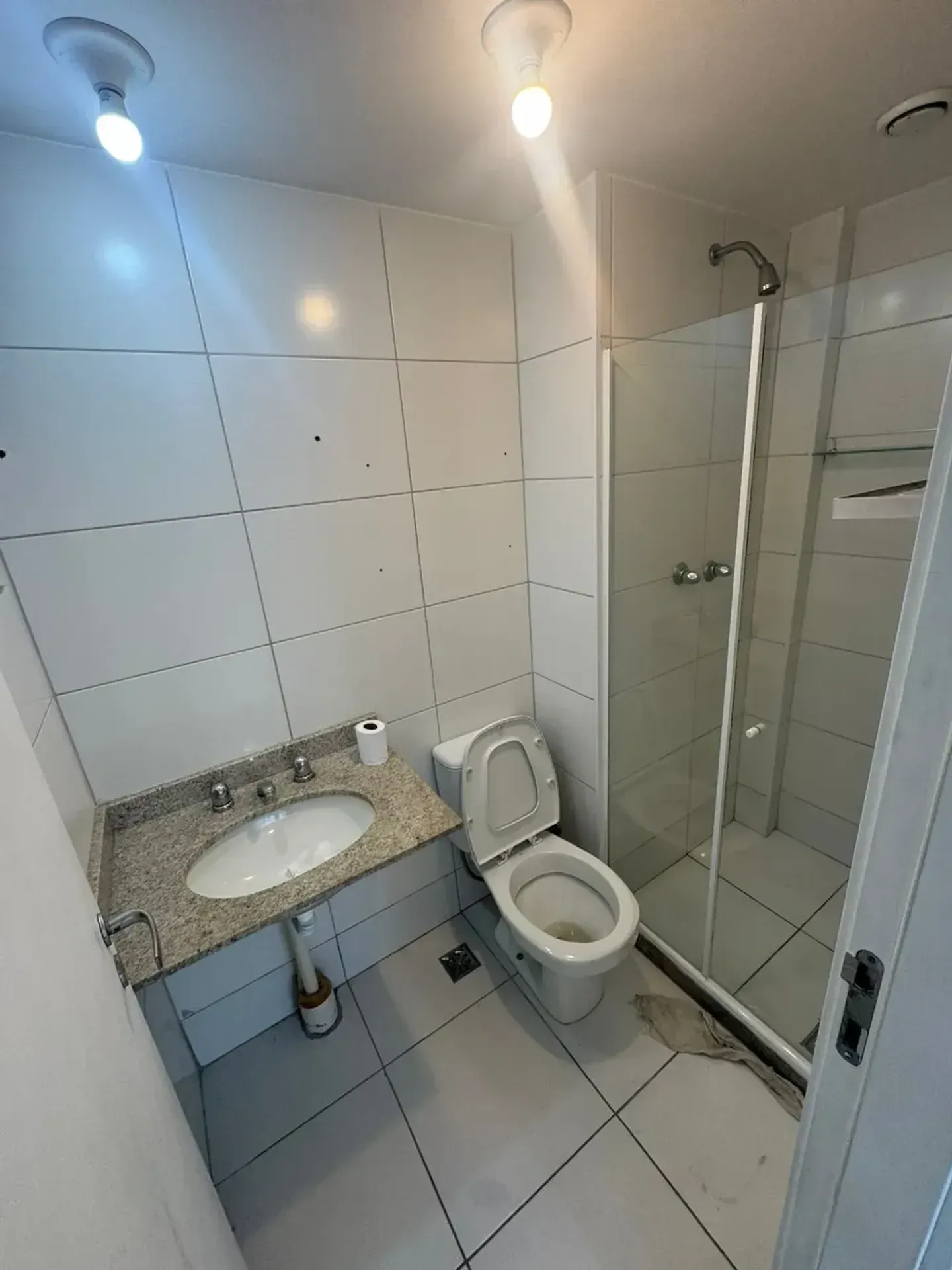 Apartment with 2 bathrooms and glass shower enclosures 61 m² — photo 20