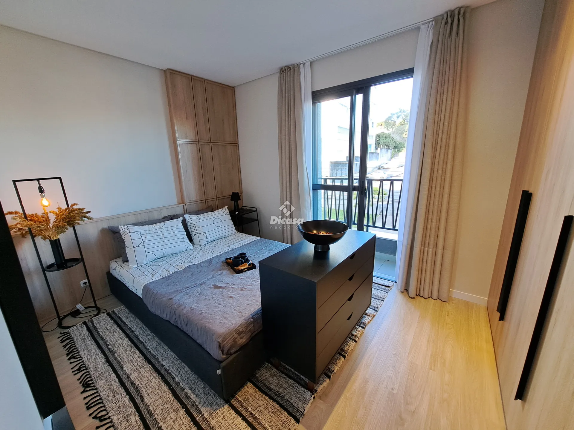 Glass-enclosed balcony in a 2-bedroom apartment, 68 m² — photo 10