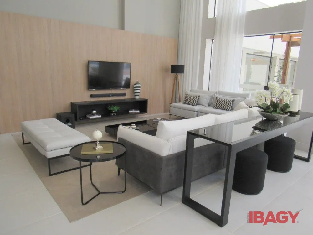 2-bedroom apartment in a building with a sauna — photo 9