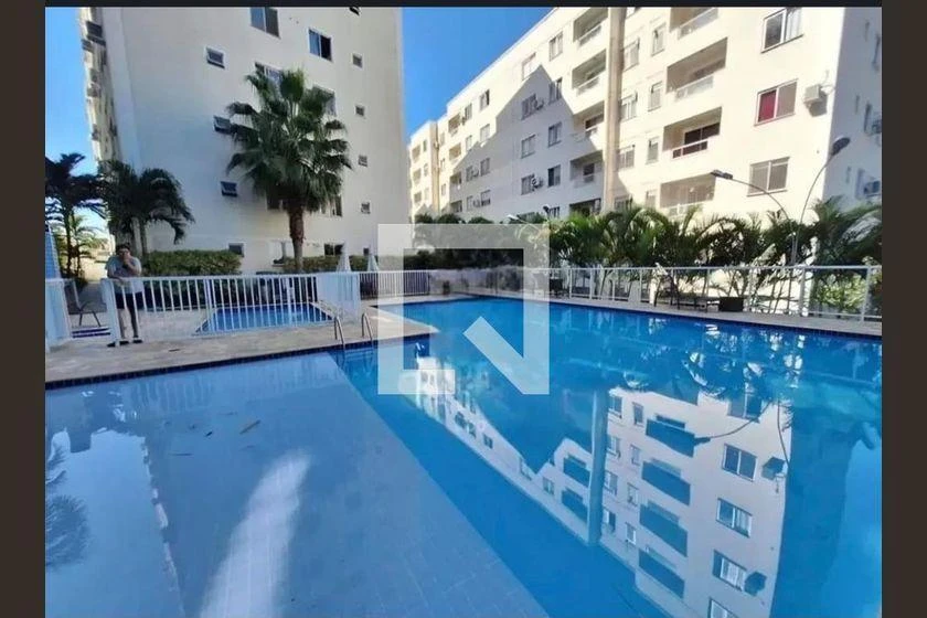 2-bedroom apartment in a building with a pool — photo 20