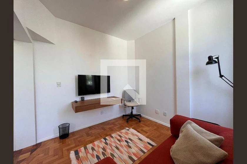3-bedroom apartment with a home office — photo 27