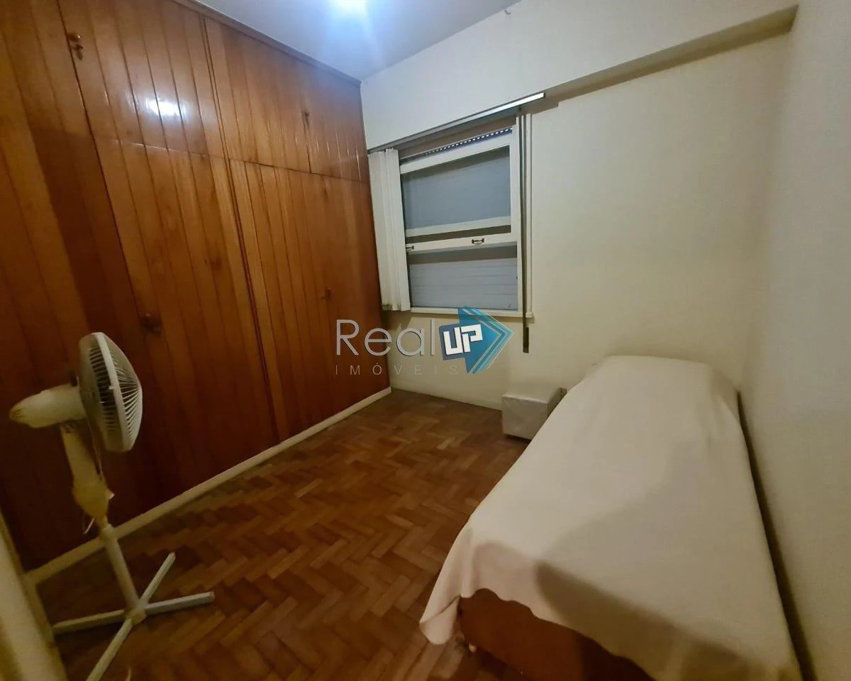 Apartment with 4 bedrooms and 5 bathrooms and 2 parking spaces — photo 31