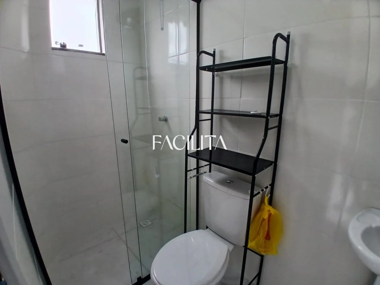 30 m² studio with a balcony and 1 parking space — photo 10