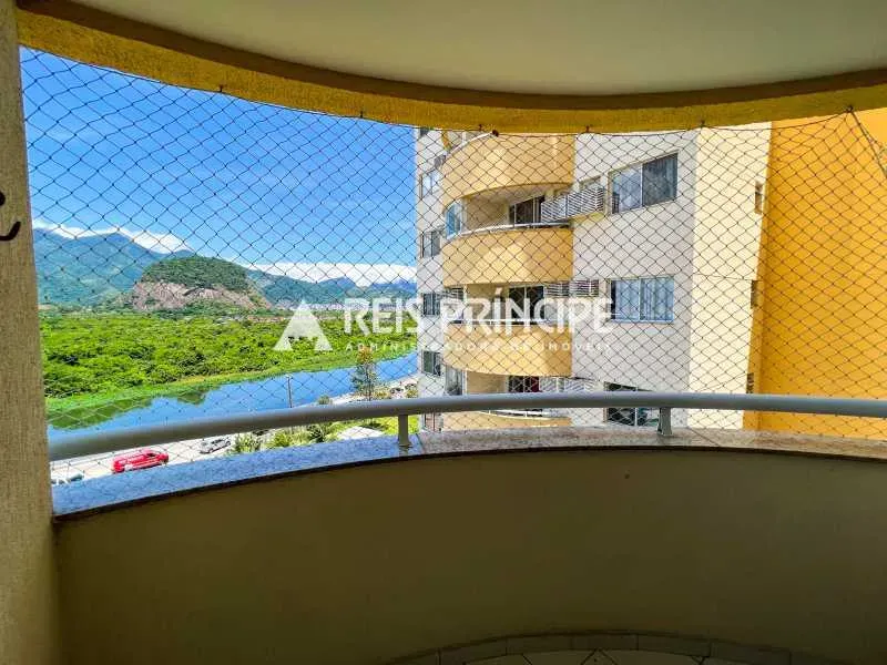 Water view in a one-bedroom apartment, 50 m² — photo 9