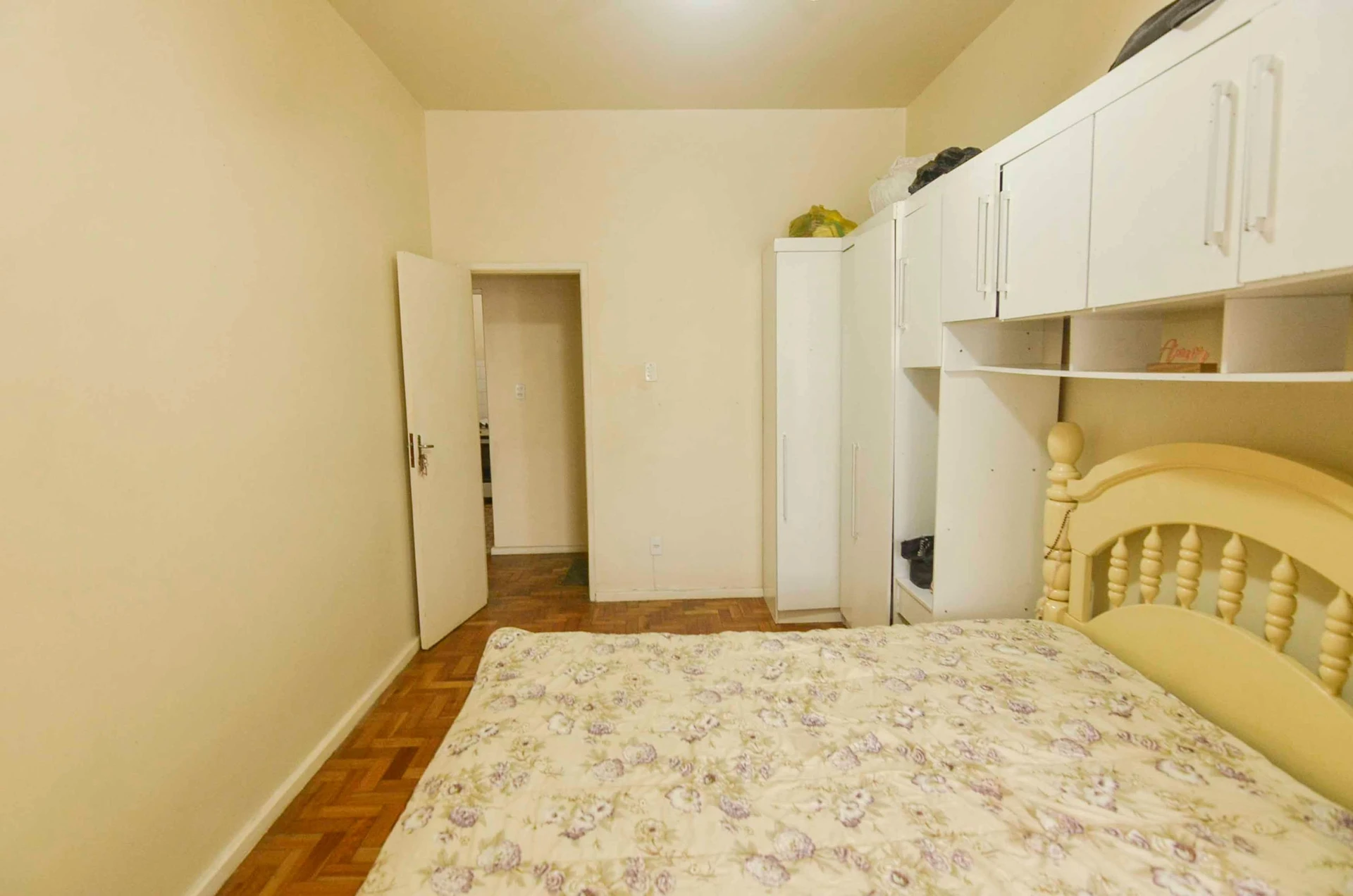Пральна машина та 2 спальні: квартира 76 м² — photo 32