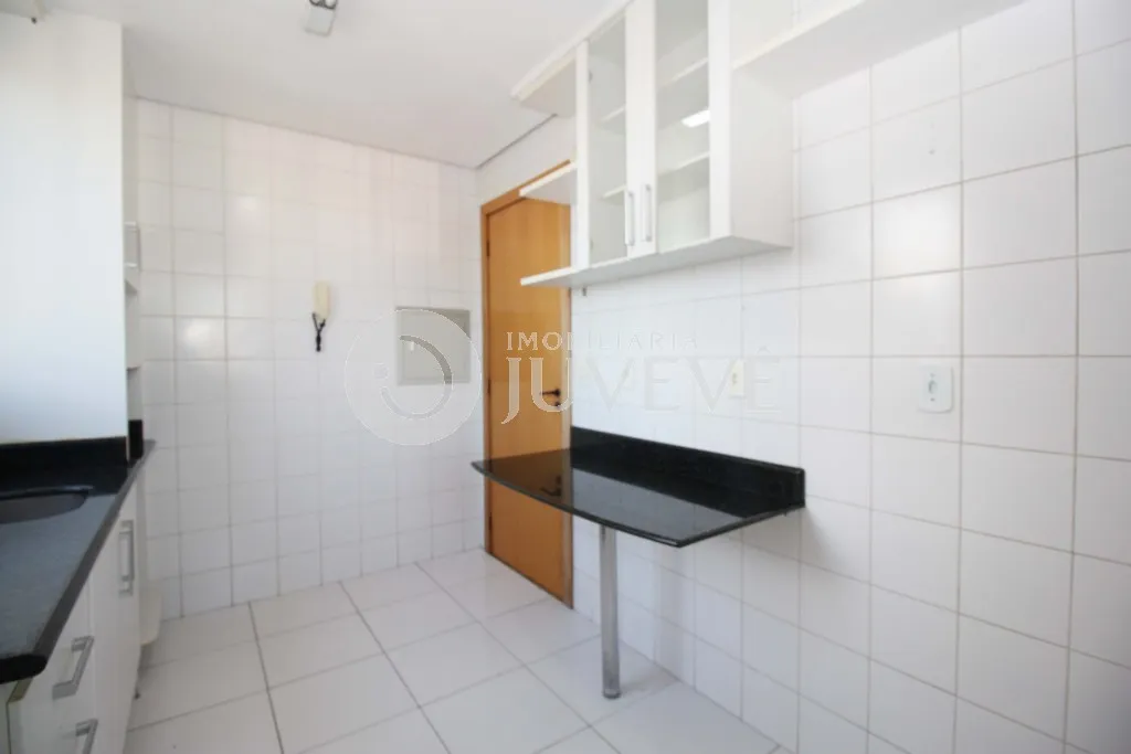 Apartment, 93 m², with a glass-enclosed balcony — photo 29