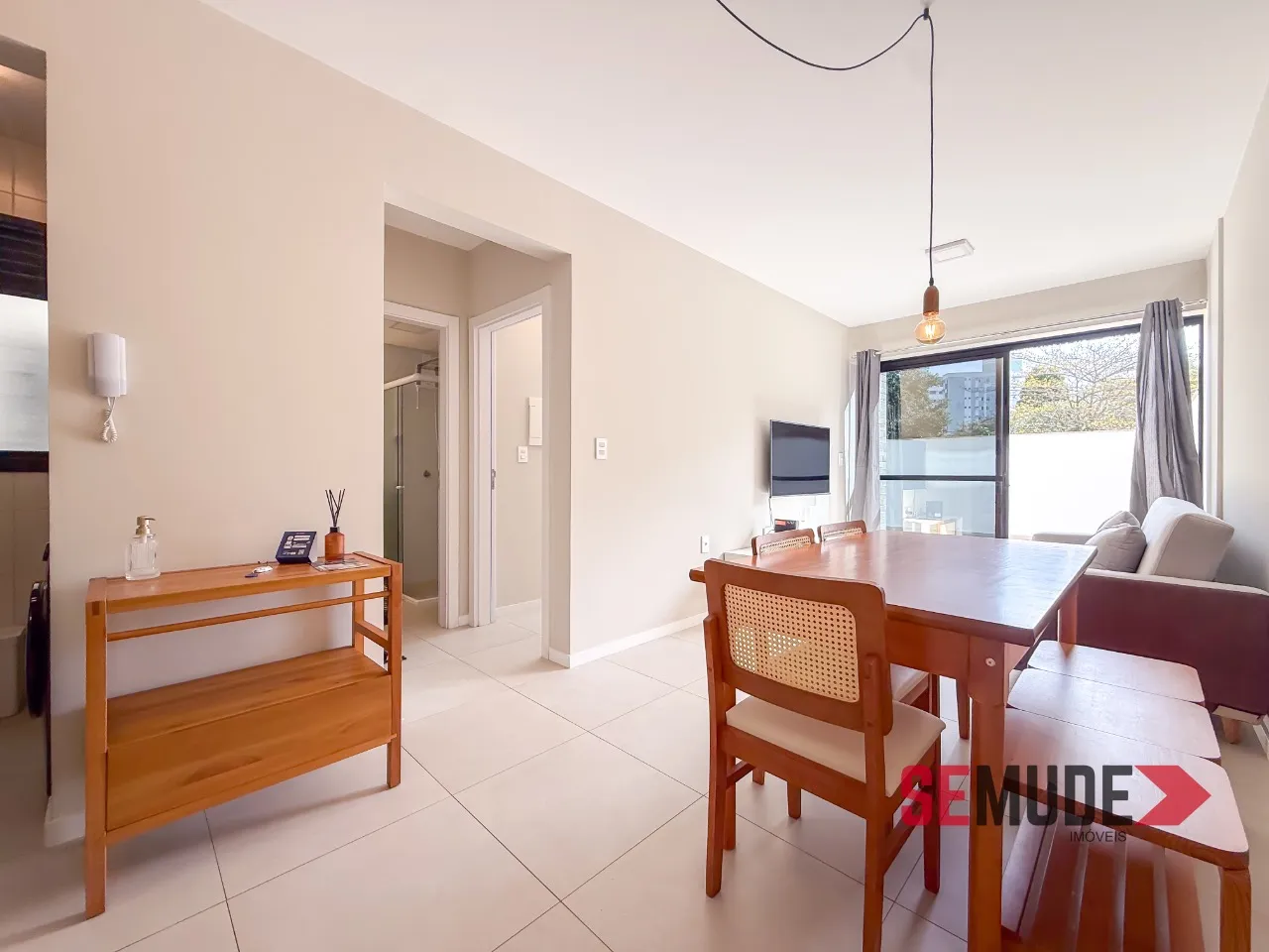 Furnished apartment, 74 m², with a home office