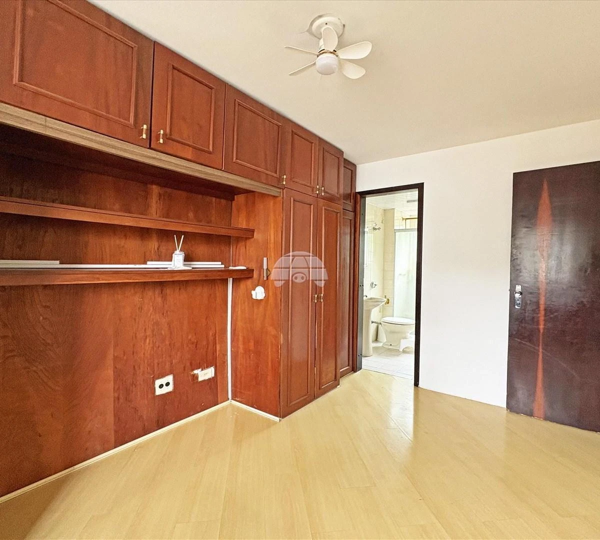 3-bedroom apartment with a home office in Curitiba — photo 13