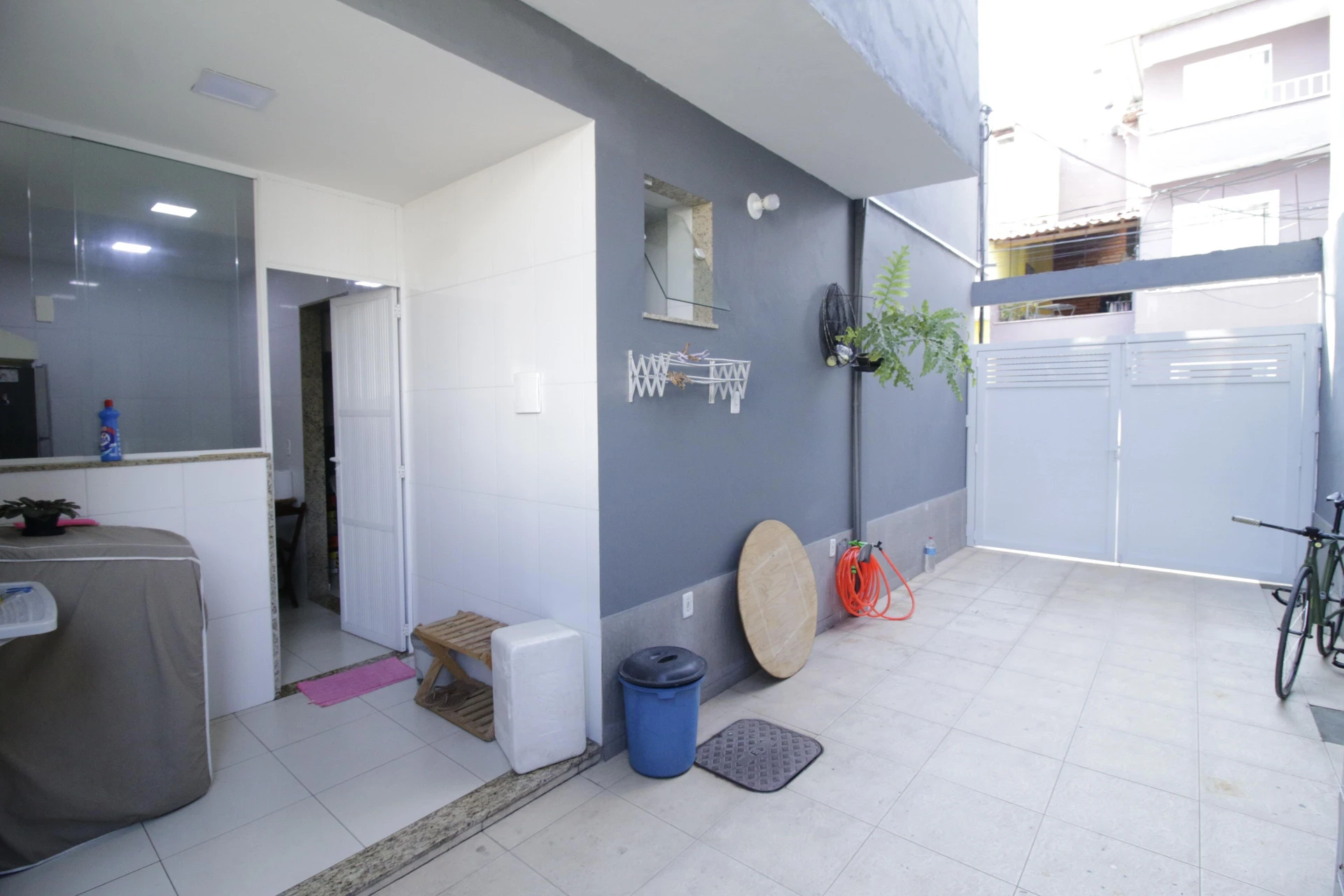 Casa amueblada con 3 dormitorios en suite y 4 baños — photo 54