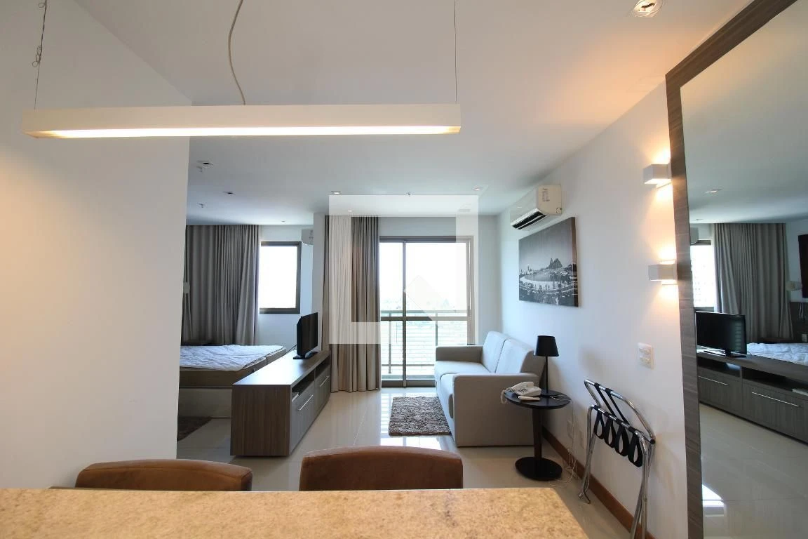 Стиральная машина и 1 спальня: квартира 35 м²
