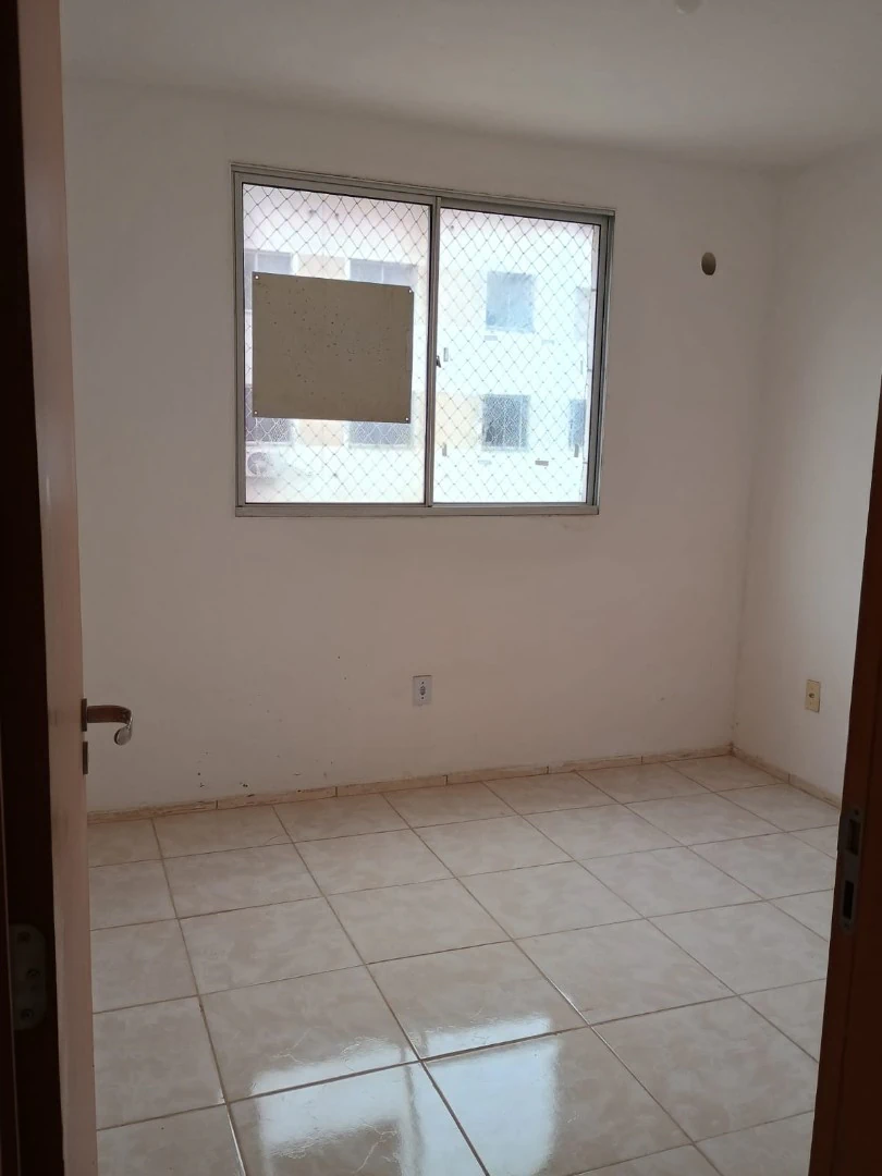 Home office in a 2-bedroom apartment, 48 m² — photo 18
