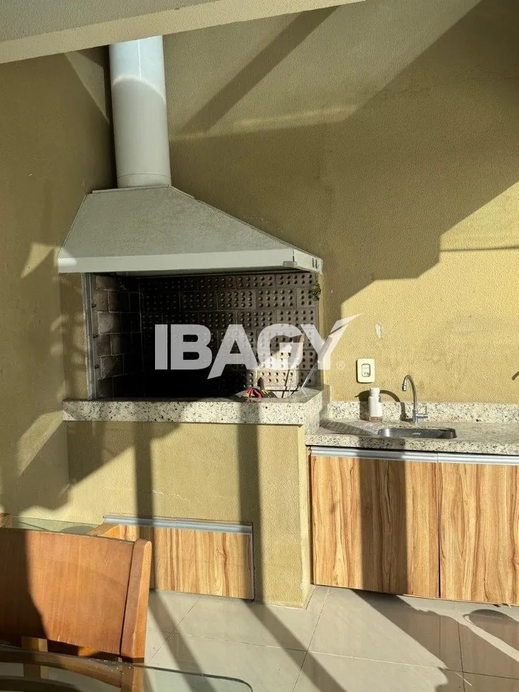 Apartment, 277 m², with a grill on the balcony — photo 3