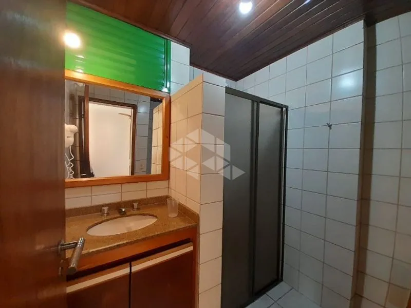 Apartamento de 1 dormitorio de 57 m² con balcón y parrilla — photo 16