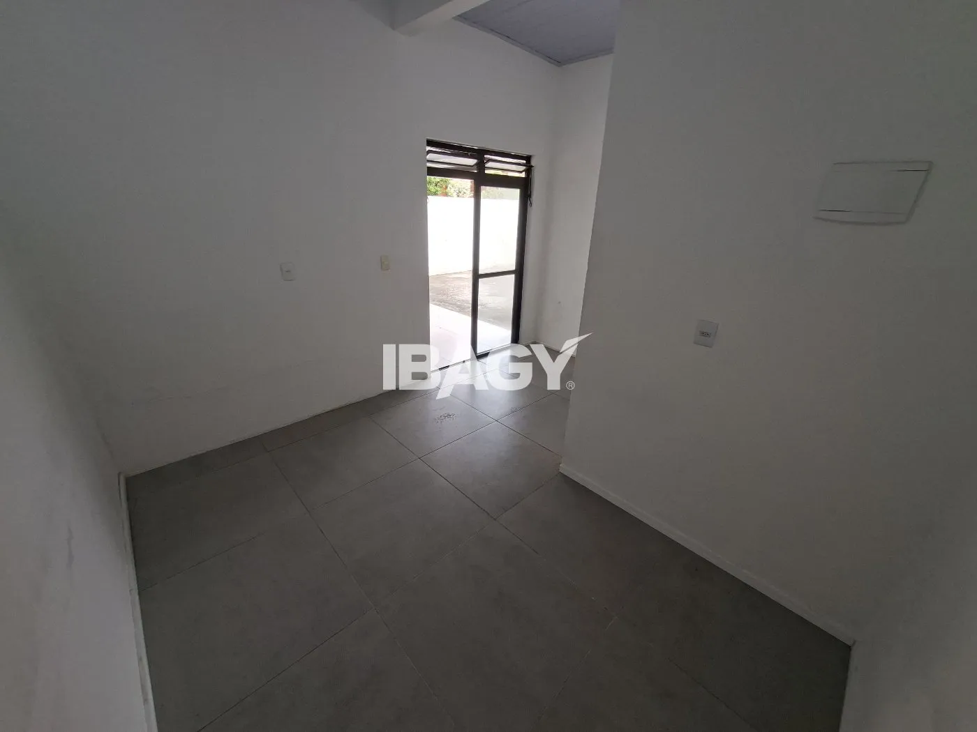 4-bedroom house with a water view in Florianópolis — photo 20