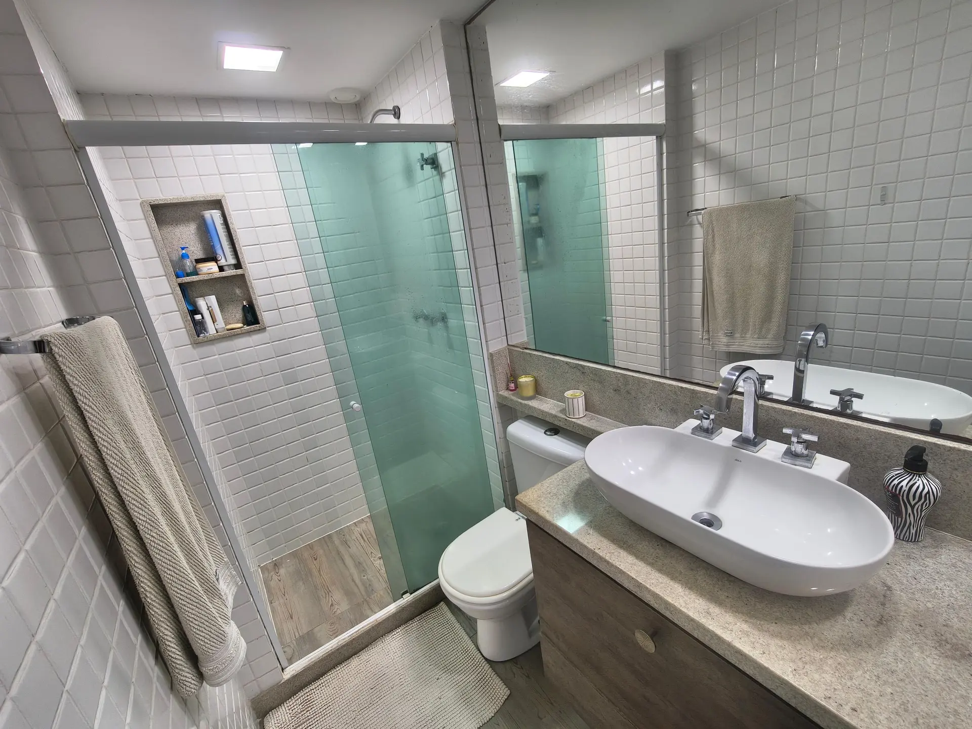 Furnished apartment, 103 m², with a washing machine — photo 26