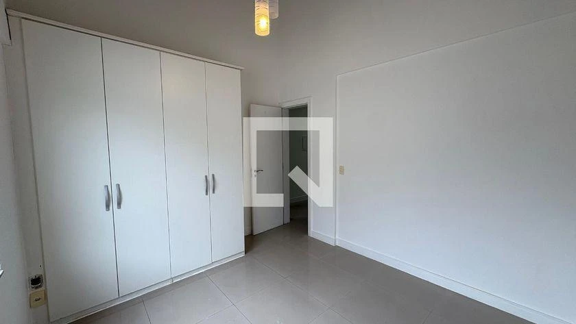 4-bedroom house with a washing machine — photo 33