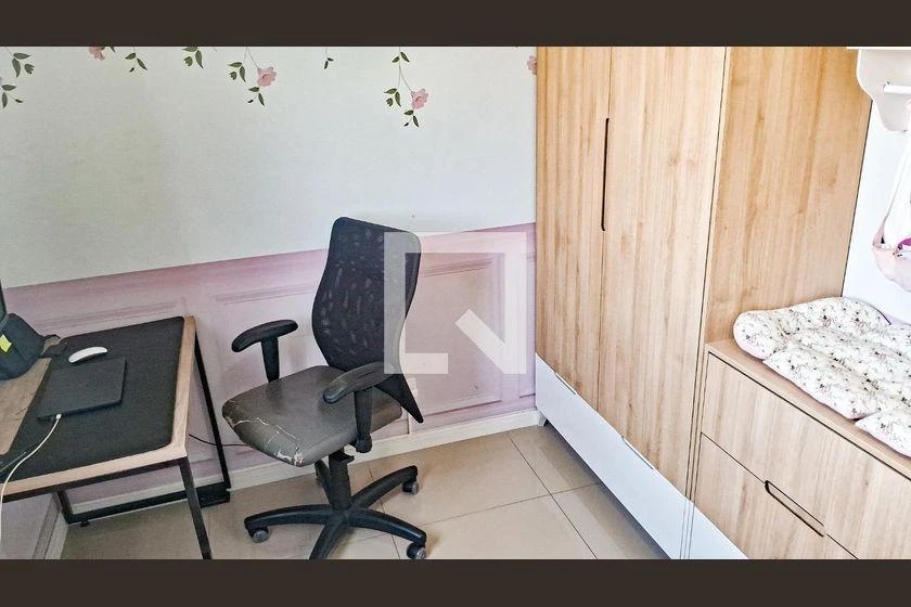 2-bedroom apartment with a home office — photo 7