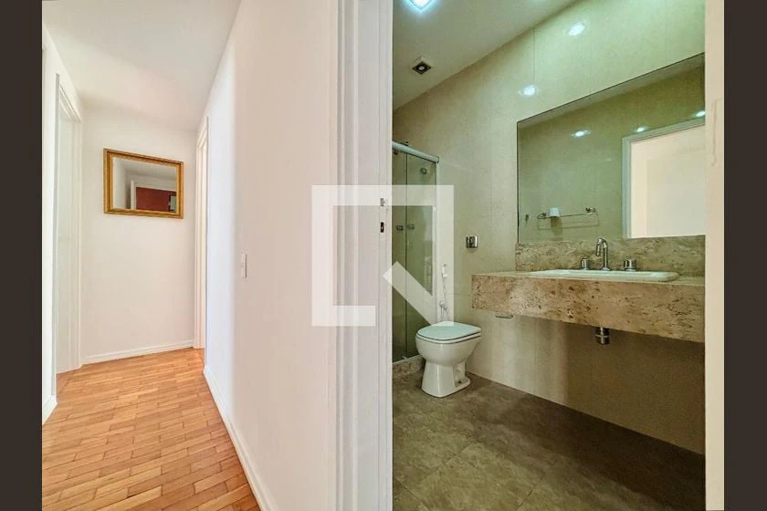 Unfurnished 3-bedroom apartment with gas kitchen — photo 18