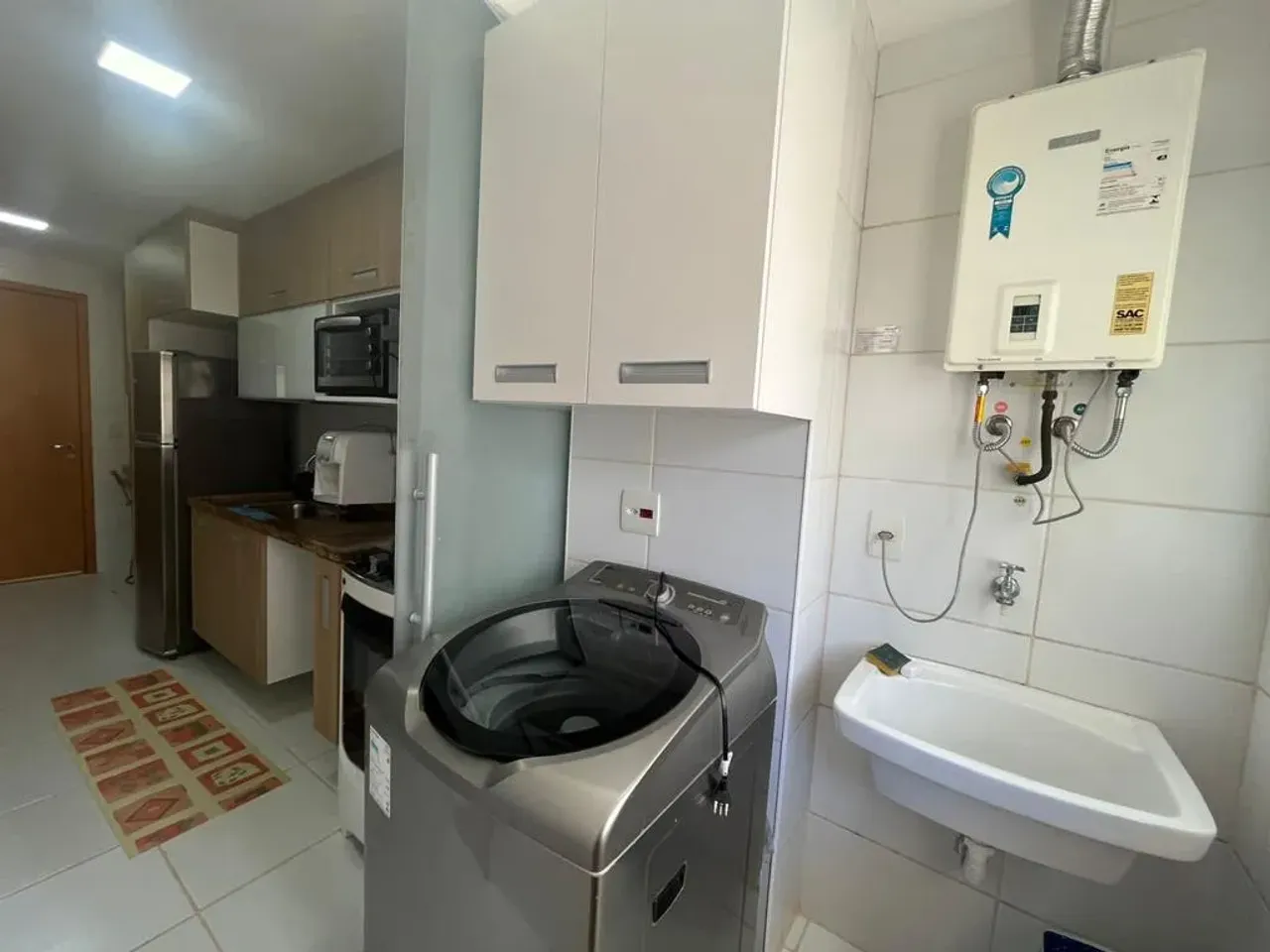 Apartamento mobiliado com 3 quartos e varanda de vidro — photo 15