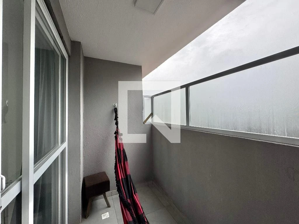 Apartamento mobiliado com 2 quartos e varanda — photo 7