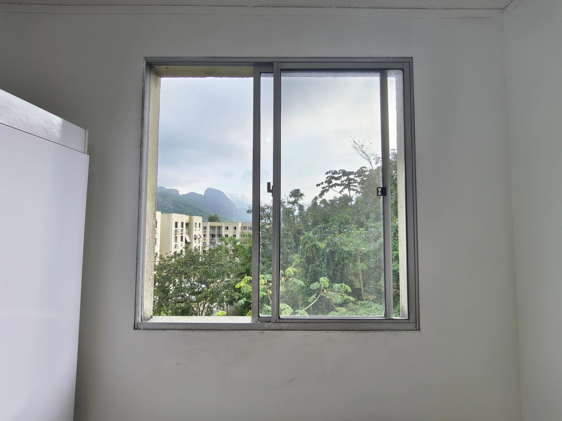 Washing machine in a 2-bedroom apartment, 46 m² — photo 23
