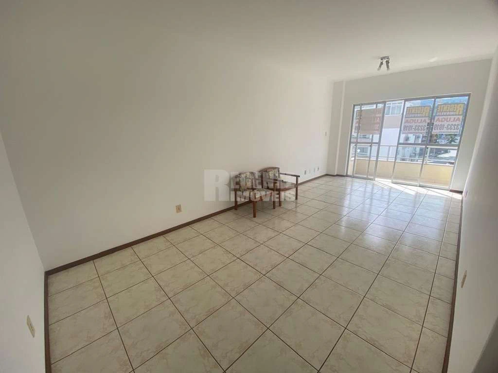 107 m² apartment with 3 bedrooms, suite, 1 parking — photo 2