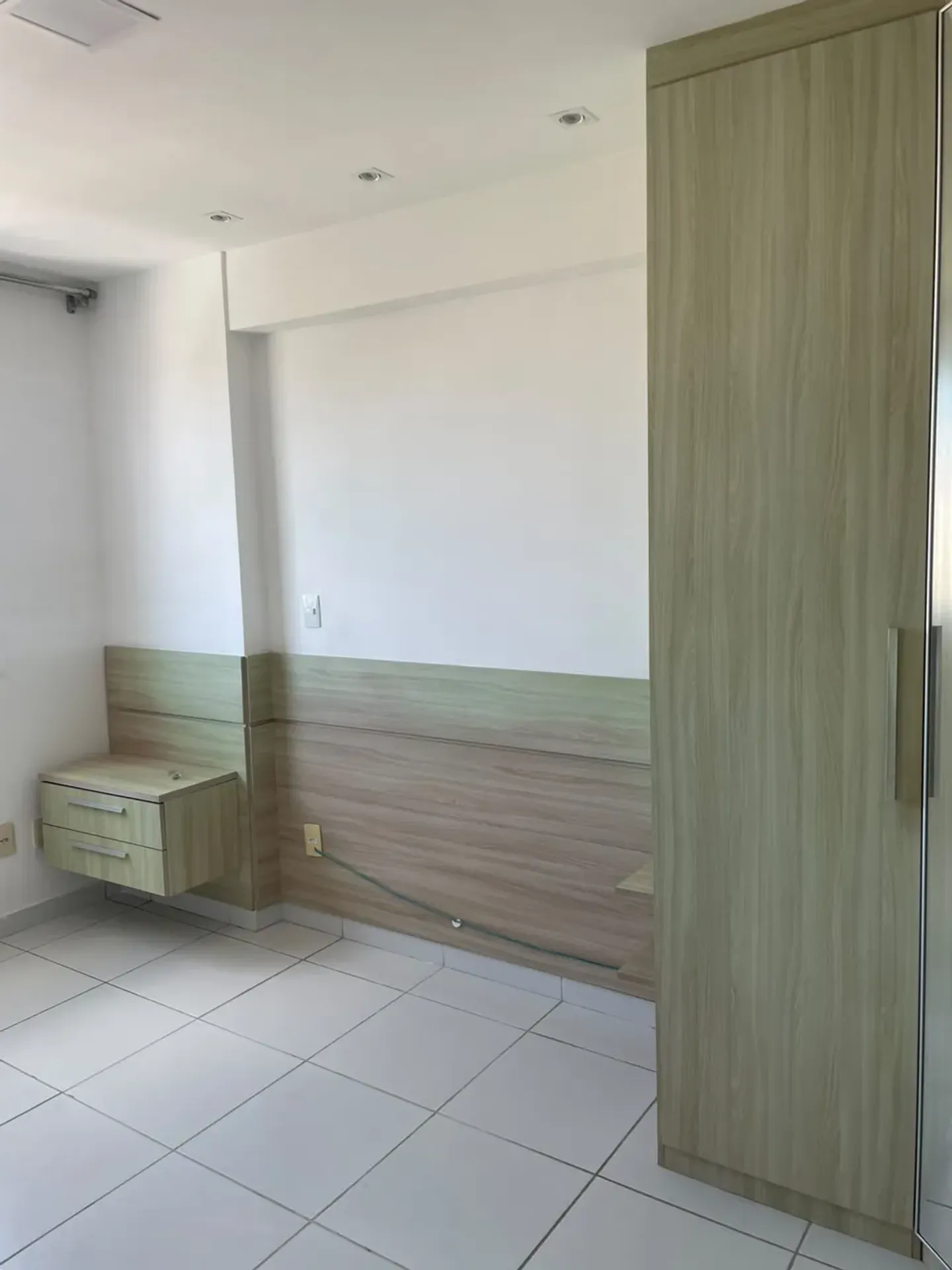 Засклений балкон та 2 спальні: квартира 50 м² — photo 10