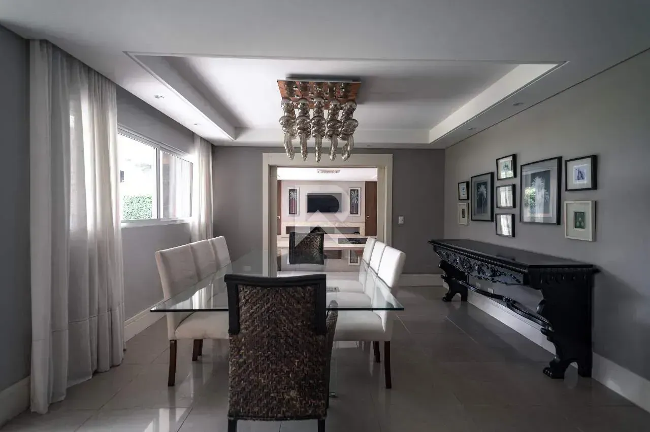 Casa con 4 suites y balcón con parrilla, 464 m² — photo 7