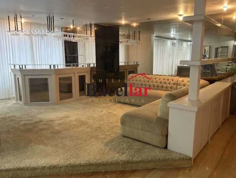 Apartamento mobiliado com 4 quartos e 300 m² — photo 13