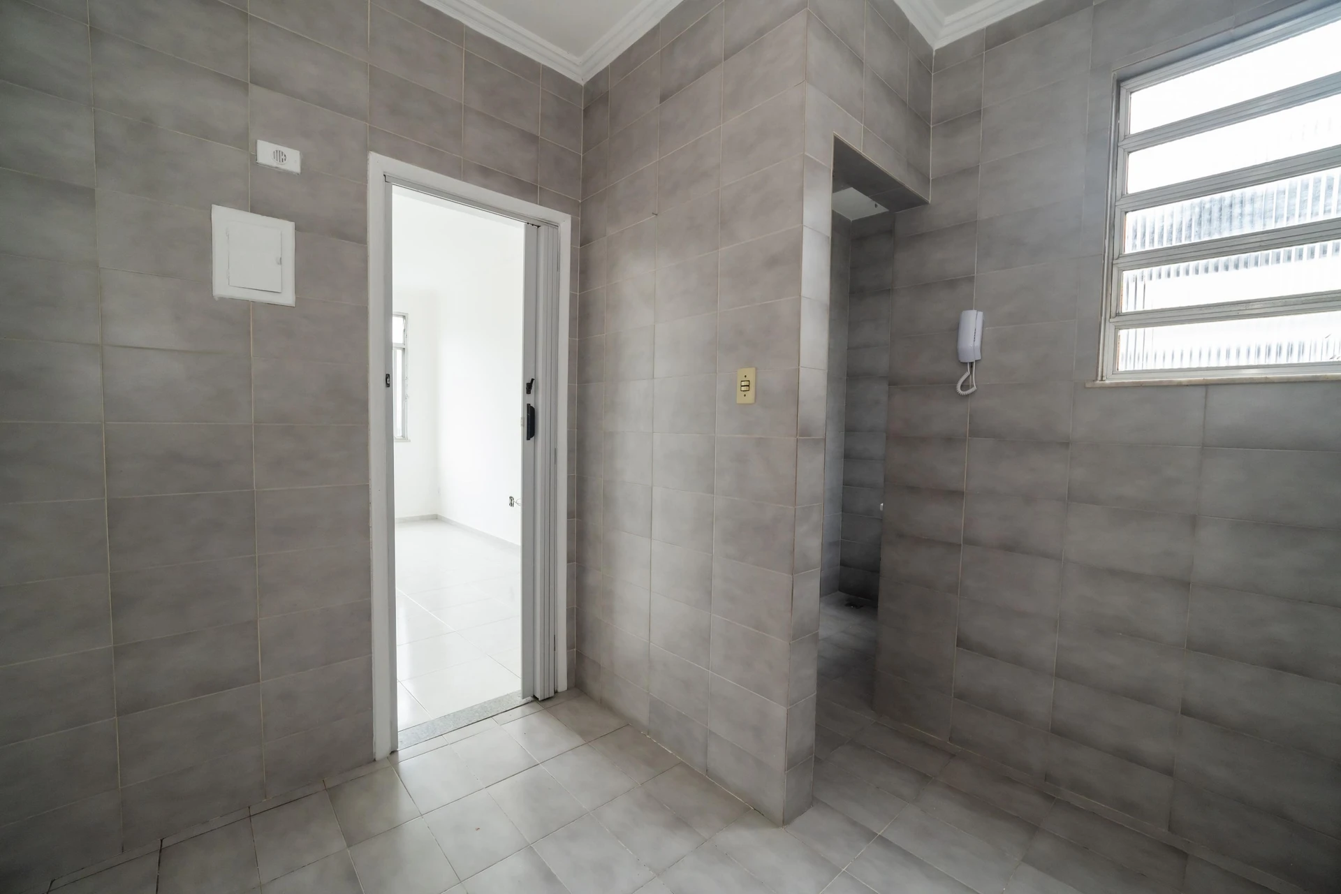 2-bedroom apartment, 52 m² — photo 40