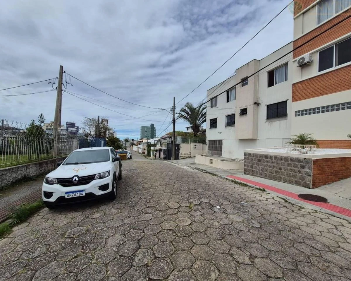 3-bedroom, 100 m² apartment in Florianópolis — photo 17