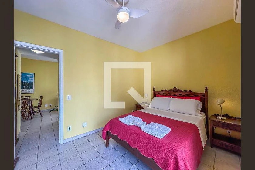 1-bedroom apartment with 2 bathrooms and a balcony — photo 40
