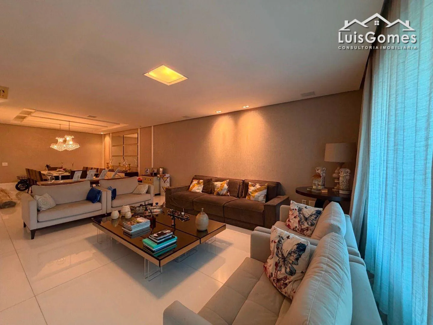 Furnished apartment with 4 bedrooms and 5 bathrooms — photo 7