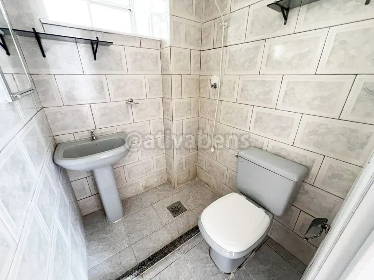Unfurnished apartment with 2 bedrooms and 1 parking space — photo 6