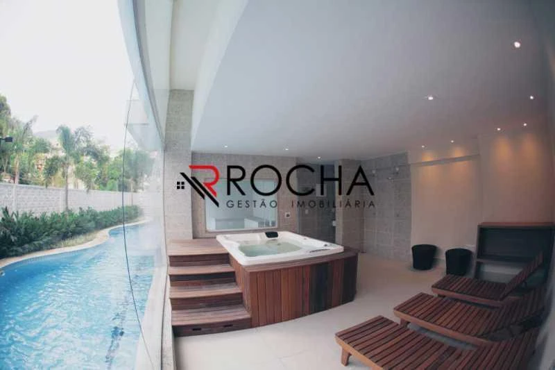 Furnished duplex penthouse with balcony and 3 en-suites — photo 23