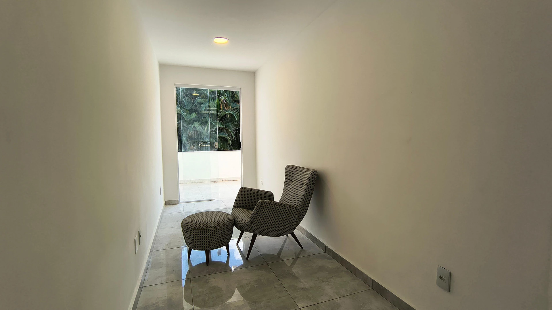 Casa mobiliada com 3 quartos, jardim e cozinha integrada — photo 22