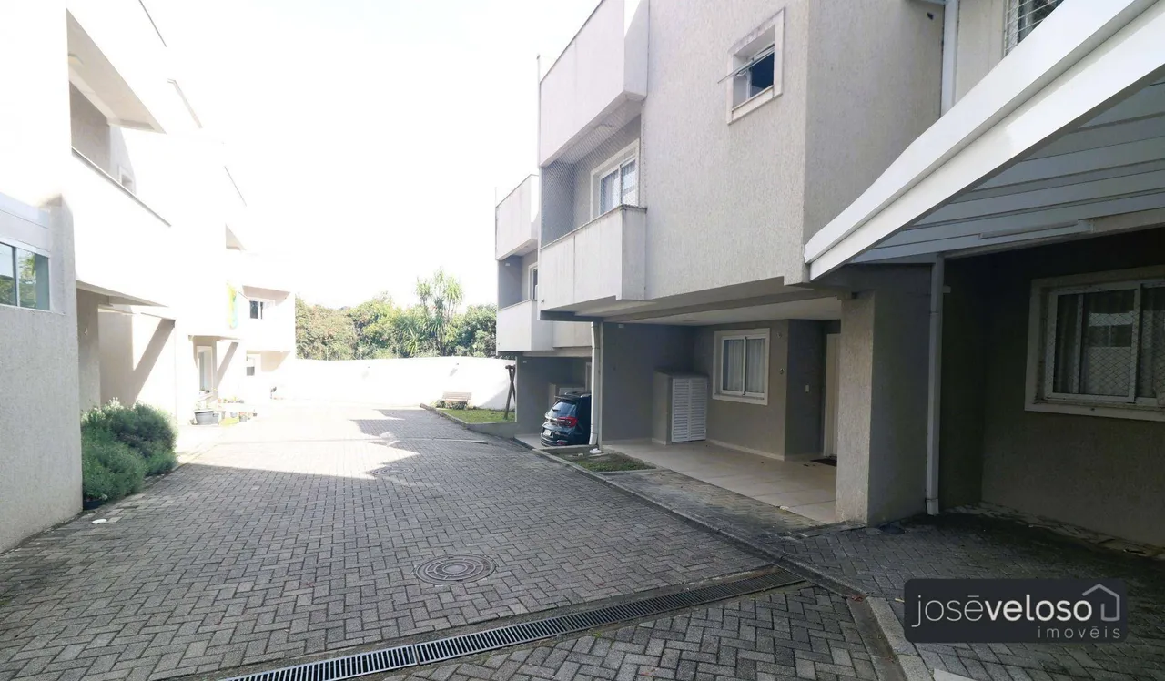 Townhouse with 3 bedrooms, 140 m² and 2 parking spots — photo 2