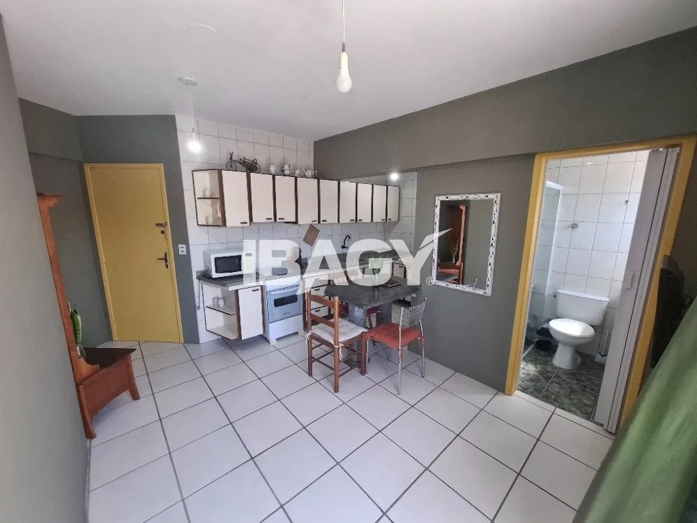 Furnished 1-bedroom apartment with a balcony — photo 4