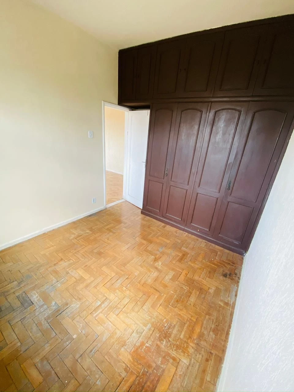 2-bedroom unfurnished apartment with 1 bathroom — photo 4