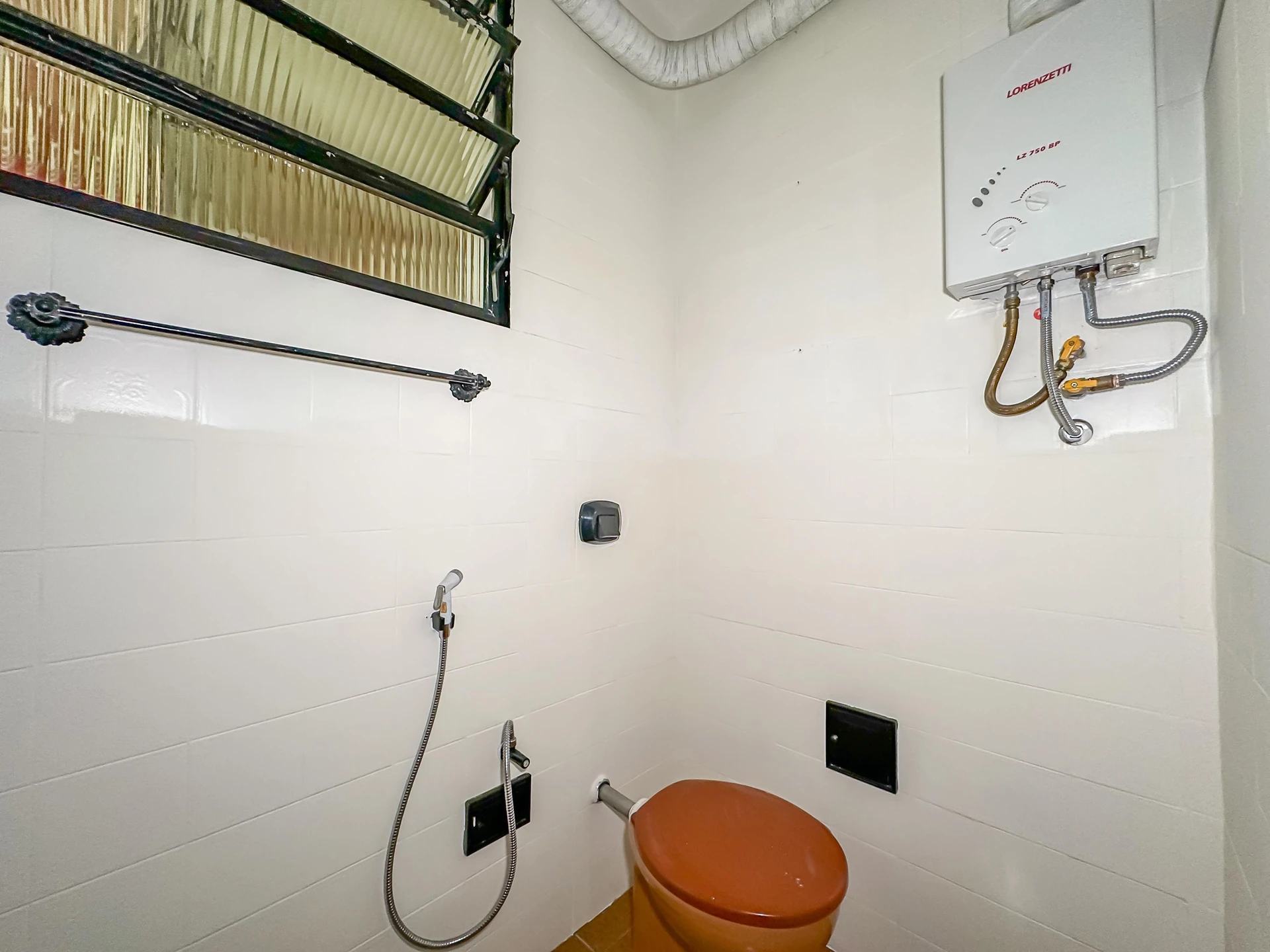 Дерев'яна підлога або ламінат та 2 спальні: квартира 83 м² — photo 18