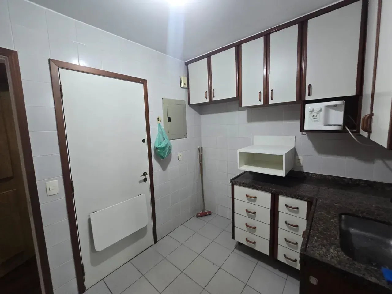 Apartamento de 2 quartos, varanda com janelas do chão ao teto — photo 3