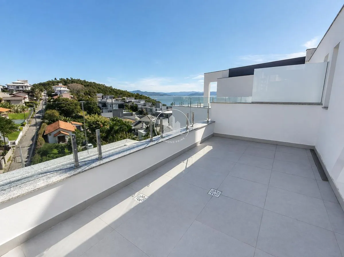 Duplex apartment with 1 en-suite and terrace — photo 10
