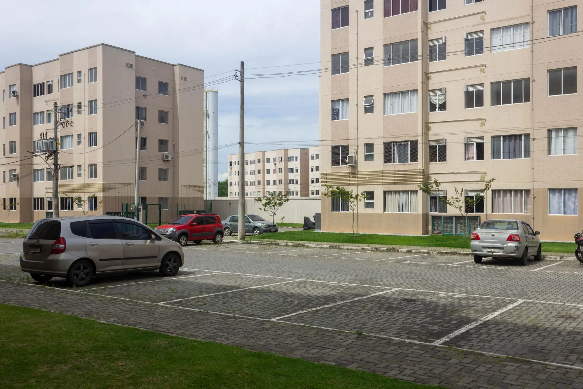 2-bedroom apartment in a building with a gym — photo 22