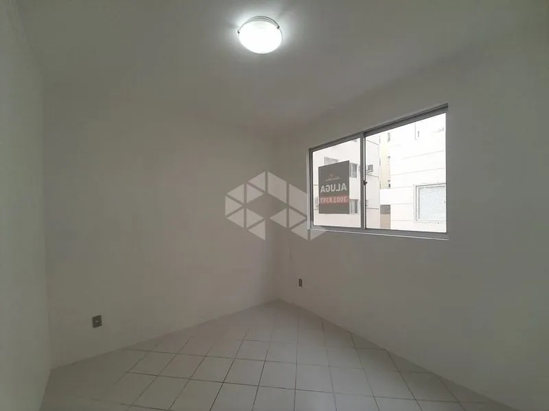 55 m² apartment with an open-plan kitchen and 2 bedrooms — photo 21