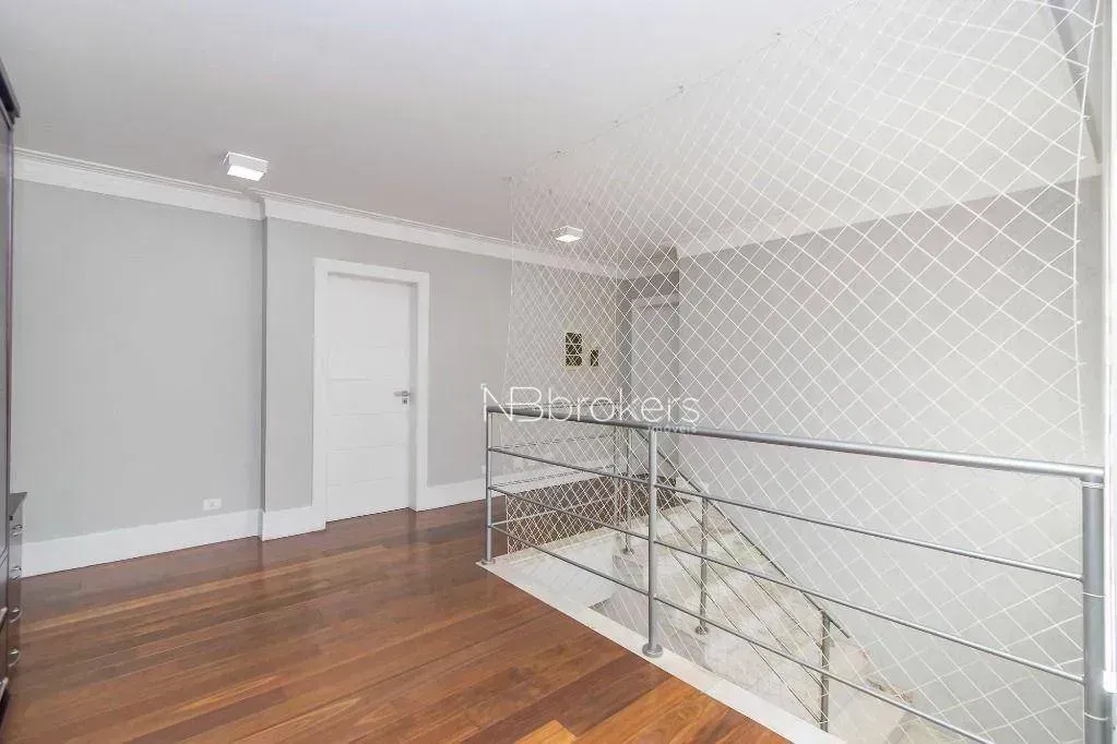 Furnished house with 4 bedrooms and a private garden — photo 8