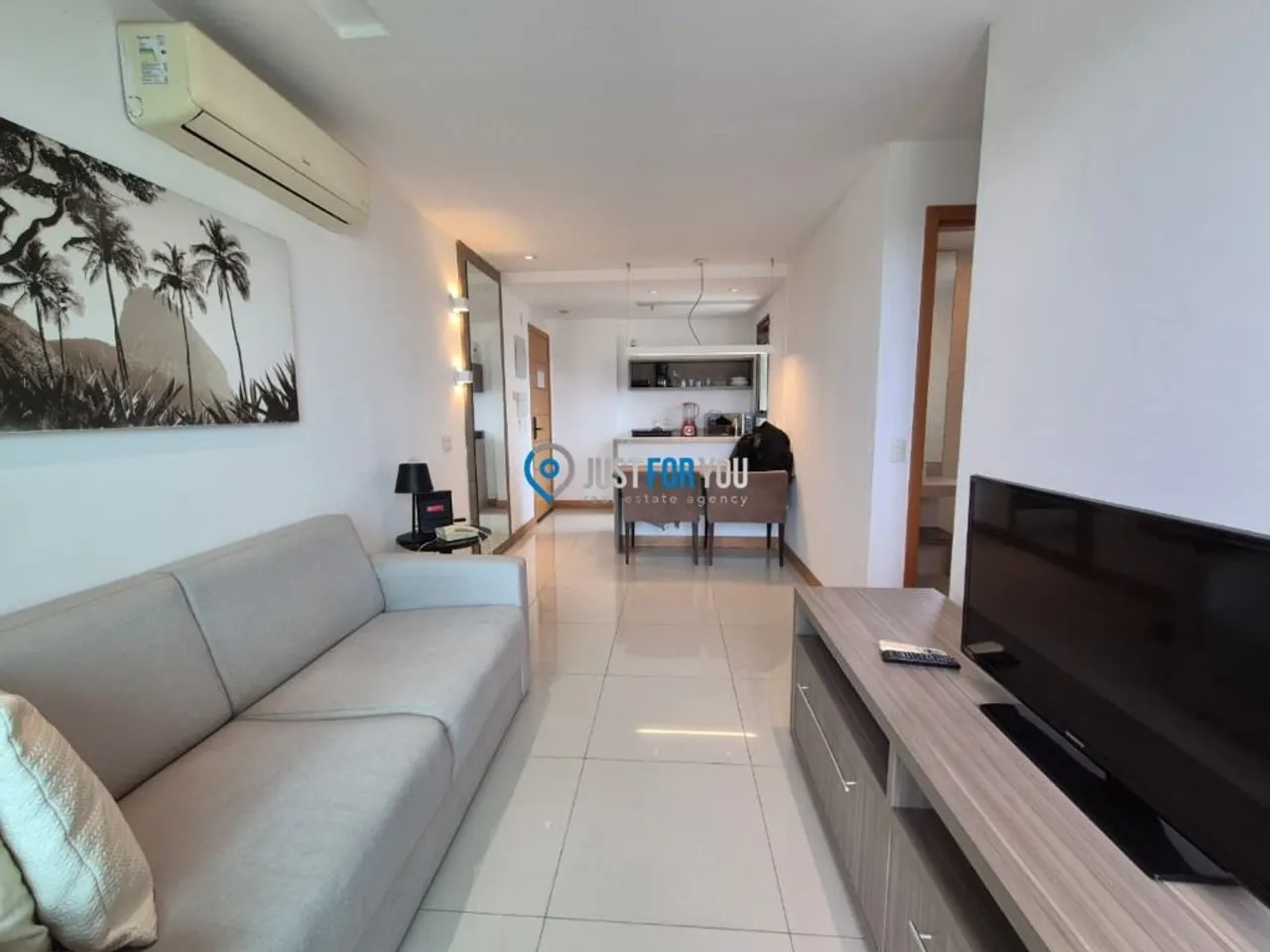 Apartamento mobiliado com 1 dormitório e 1 vaga, 50 m² — photo 8
