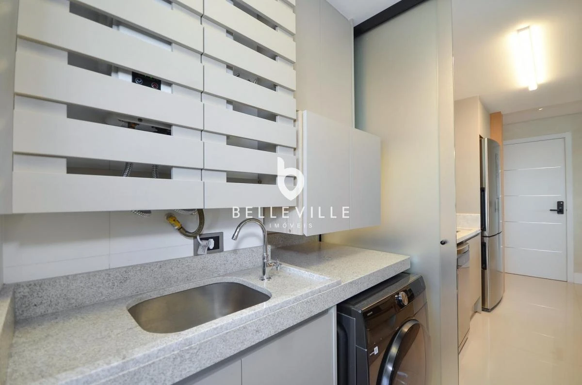 Dishwasher in a 3-bedroom apartment, 151 m² — photo 27