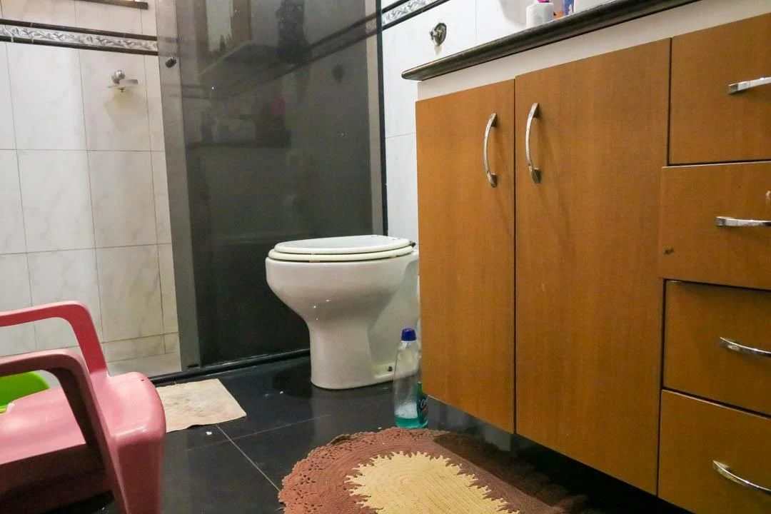 Furnished 2-bedroom apartment with 1 bathroom — photo 23