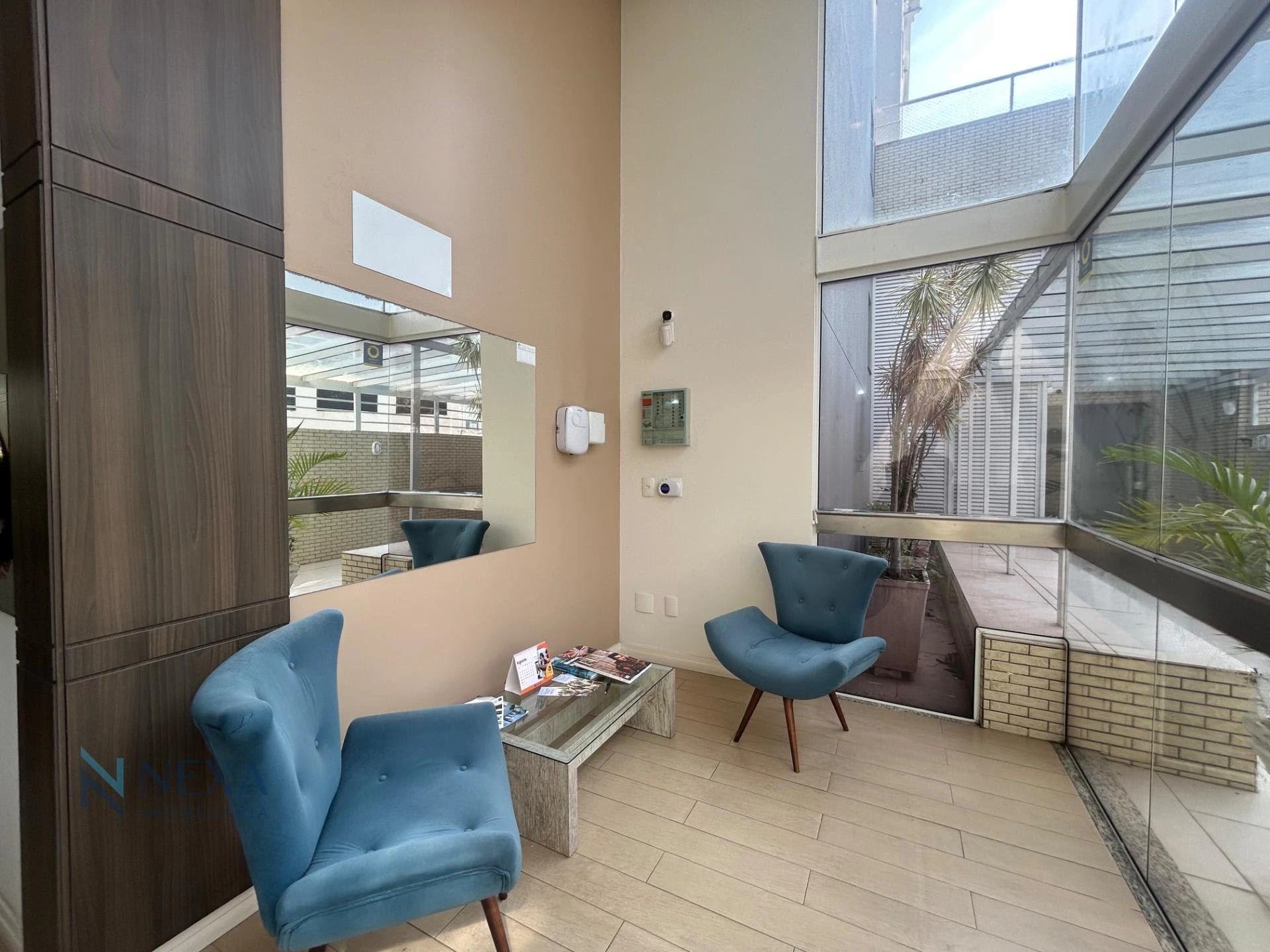 Rental penthouse with 2 en-suite bedrooms and 152.23 m² — photo 3
